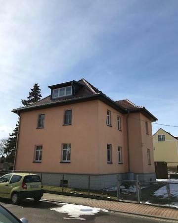 Liebevoll Eingerichtete Ferienwohnung Im Dg Zwenkau Exterior foto